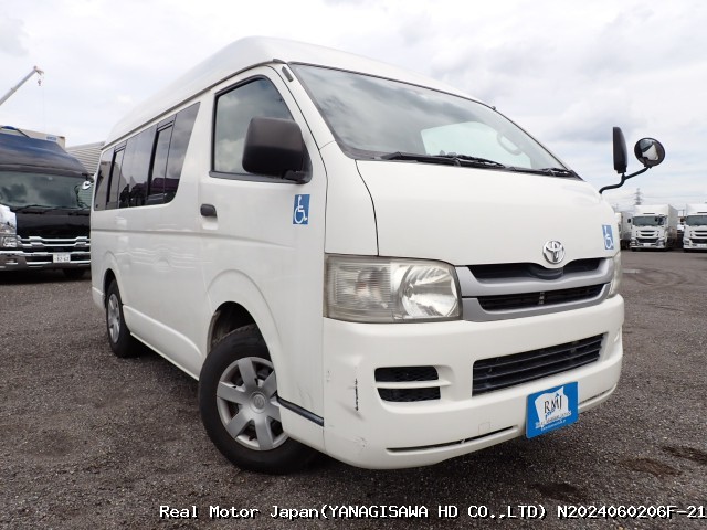 2010 TOYOTA HIACE VAN thumbnail 2