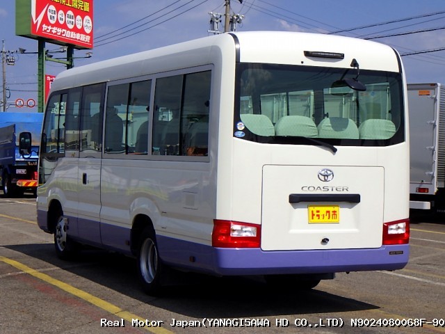 2017 TOYOTA COASTER thumbnail 4